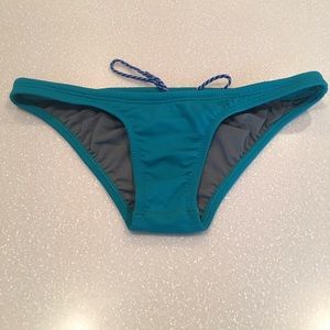 Jolyn “Europe” cut bikini bottom size MED.